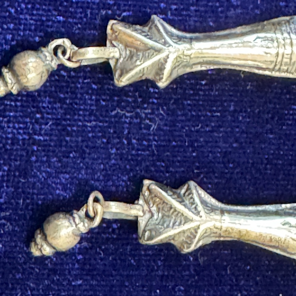 Elegant sterling Silver fish Dangle Earrings